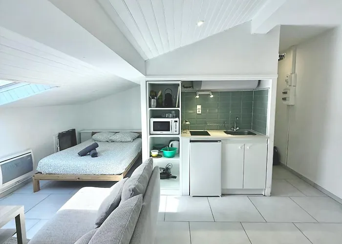 Apartment Lumineux & Spacieux, Neuf, Grand Lit *