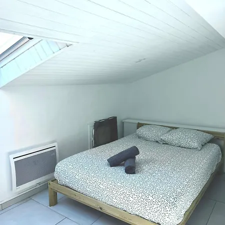 Lumineux & Spacieux, Neuf, Grand Lit