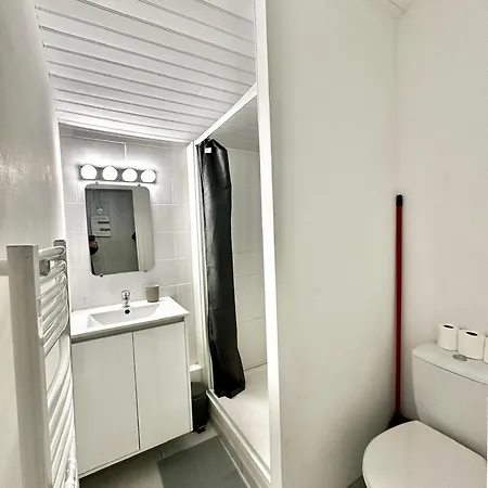 Lumineux & Spacieux, Neuf, Grand Lit